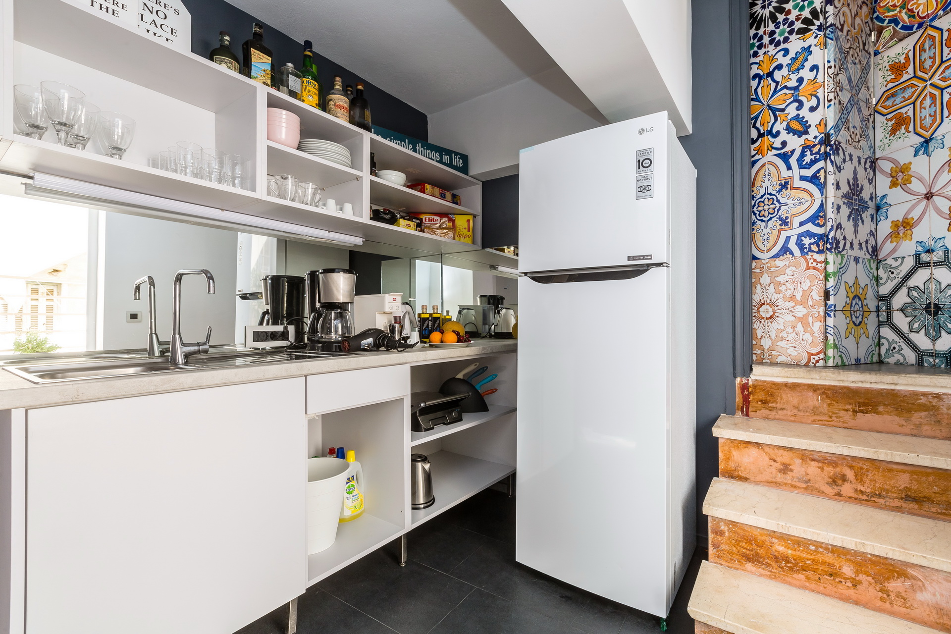 Kitchenette Amenities